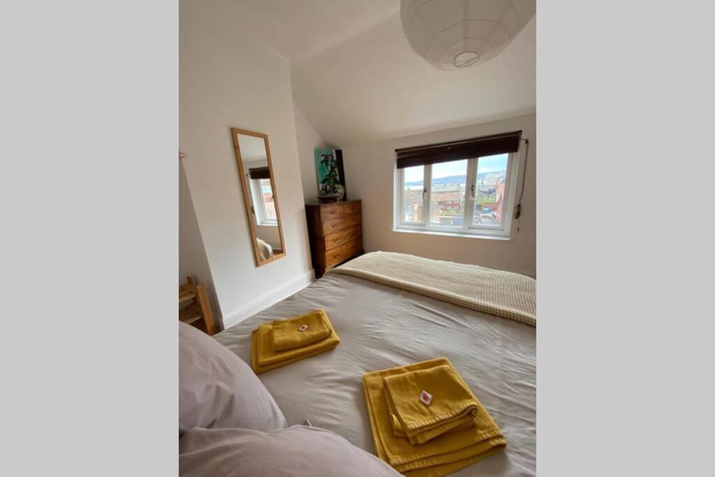 スカーバラ 200 Year Old Large Townhouse With Sea Viewsヴィラ エクステリア 写真