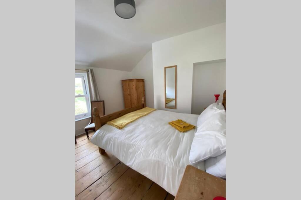 スカーバラ 200 Year Old Large Townhouse With Sea Viewsヴィラ エクステリア 写真